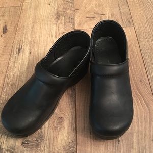 NIB Dansko Professional Nursing Shoe Black Leather